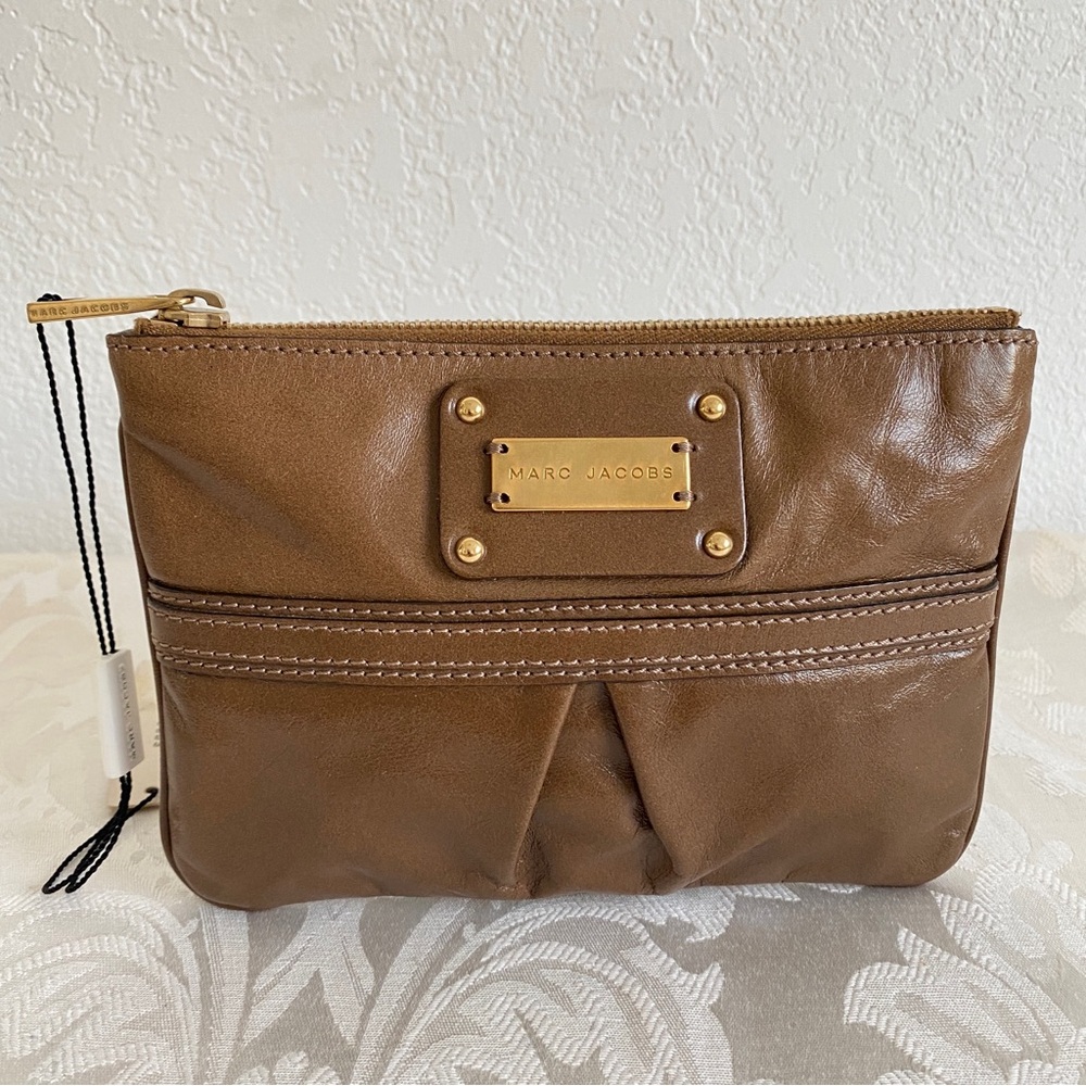 Marc Jacob brown leather case